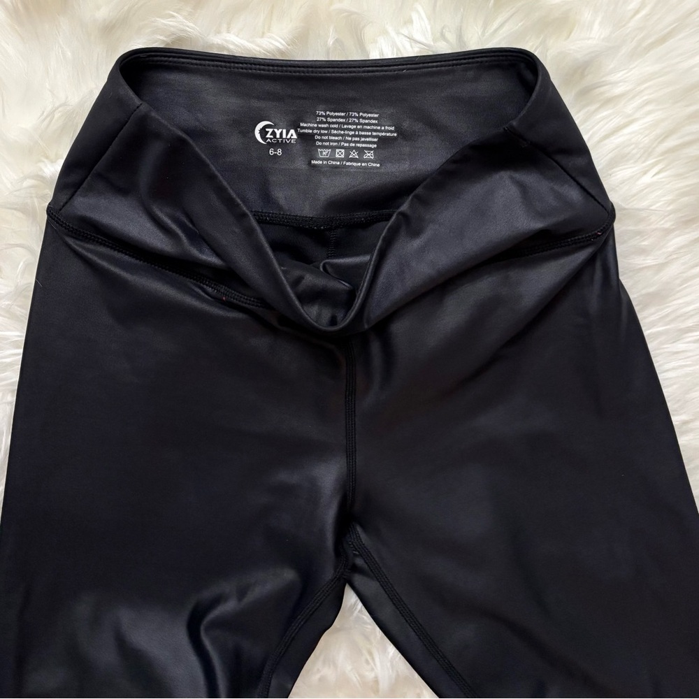 Zyia Black Metallic Plus Light n Tight Hi-rise 7/8 24" - Picture 8 of 10